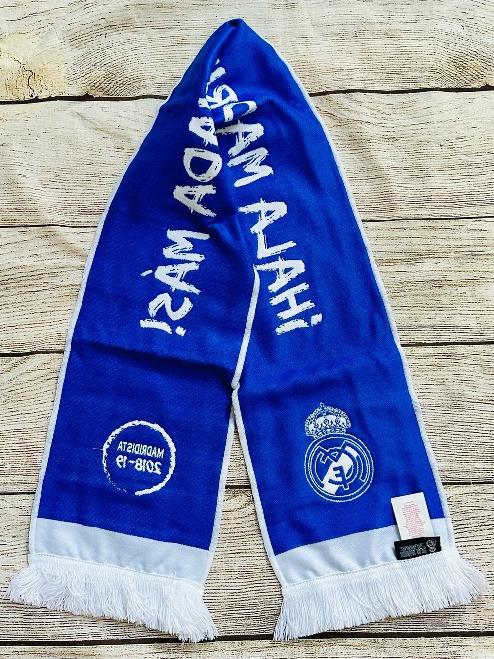 NEW Real Madrid 2018-19 Madridista Hala Madrid White Blue Woven Scarf